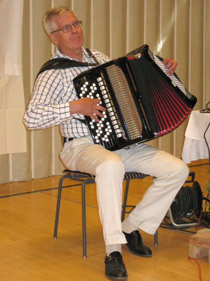 Alkumusiikkia Tapani Typp�